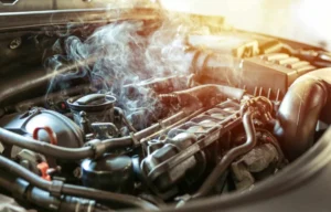 علت خروج بخار از درب روغن موتور چیست؟